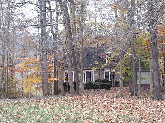 4th image of 3525 Cherokee Dr