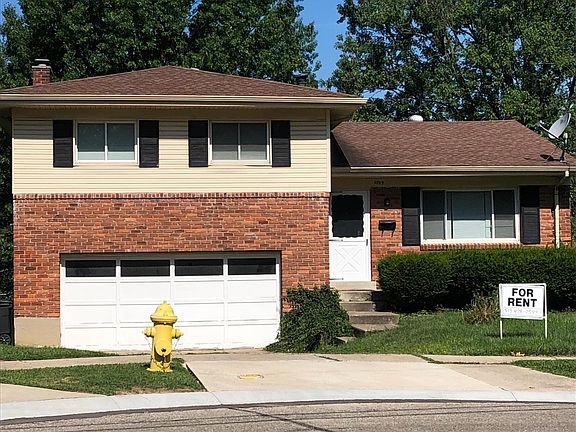 4th image of 7709 Dartmoor Ct