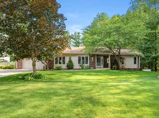 6330 Torrington Rd, Kalamazoo, MI 49009