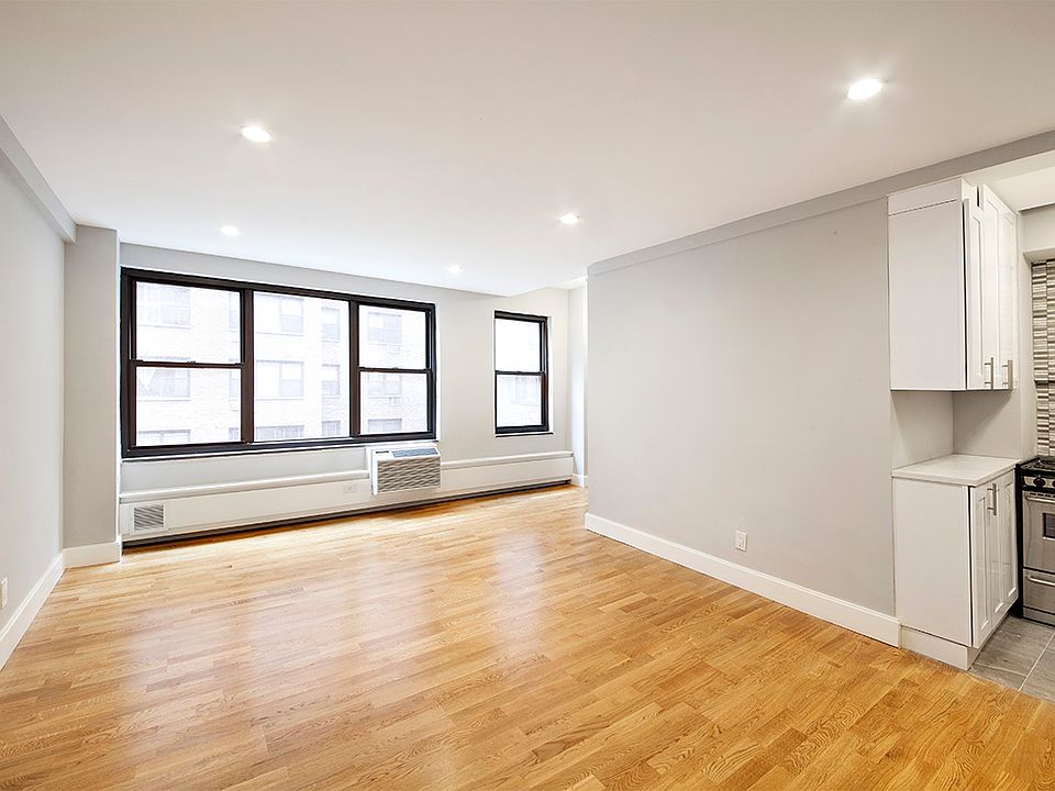 1st image of 2 Tudor City Pl APT 2PS