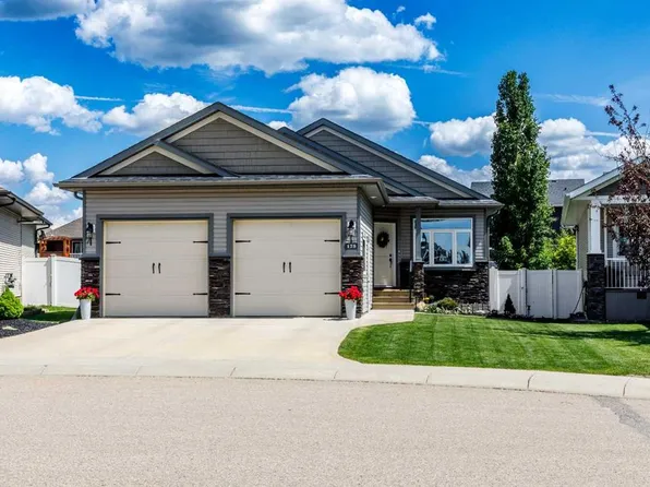 175 W Voisin Close, Red Deer, AB T4R 0M7