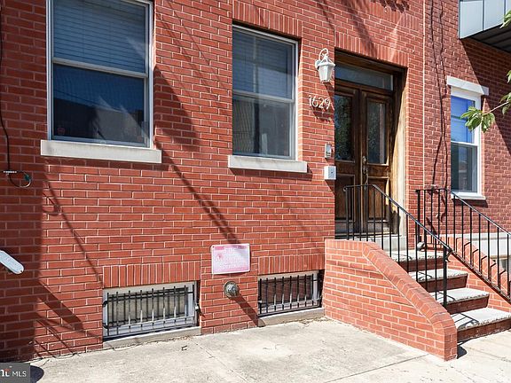 2nd image of 1629 Fairmount Ave #3