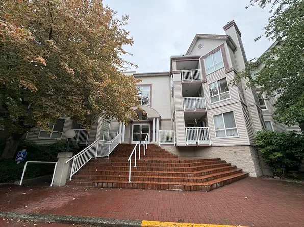 7451 Moffatt Rd #233, Richmond, BC V6Y 3W3