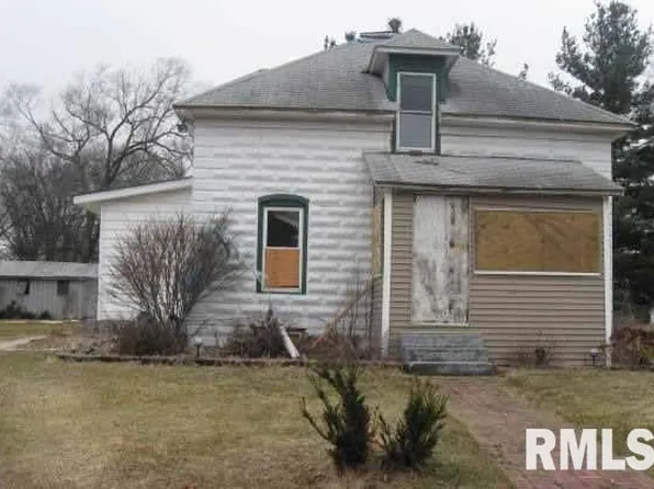 222 Jackson St, Hillsdale, IL 61257