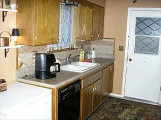 1st image of 10202 N 101st Ave