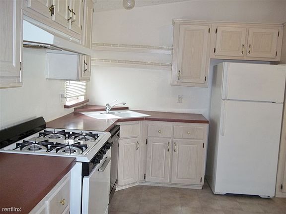 7455 kitchen