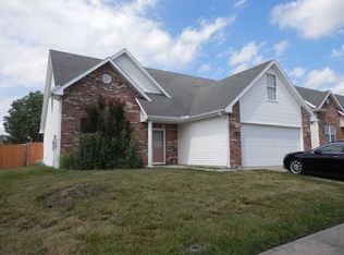 2203 Hollow Ridge Ct, Columbia, MO 65201