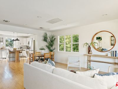 2336 Berkeley Ave, Los Angeles, CA, 90026