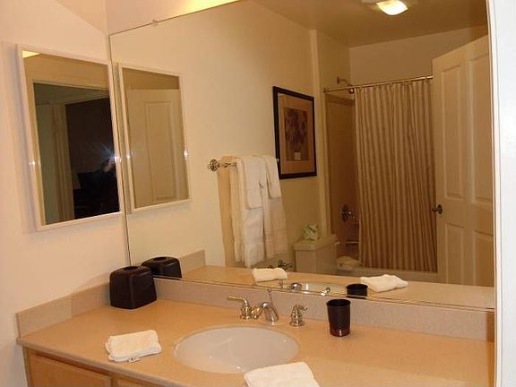 Spacious bathroom