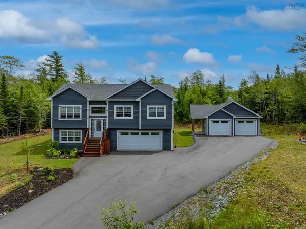 6230 Highway 2, Enfield, NS B2T 0N1