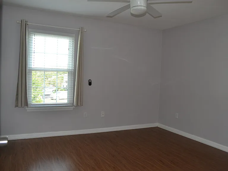 697 Timberwood Cir E — Photo 18