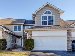 13378 W Heiden Cir #11-3, Lake Bluff, IL 60044