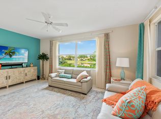 8310 Whisper Trace Way APT 104, Naples, FL 34114