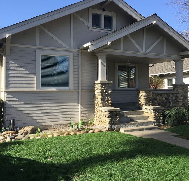 1st image of 215 S 18th St