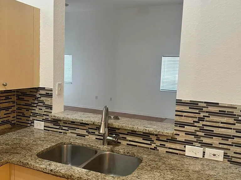 220 Crestwood Cir #106 — Photo 9