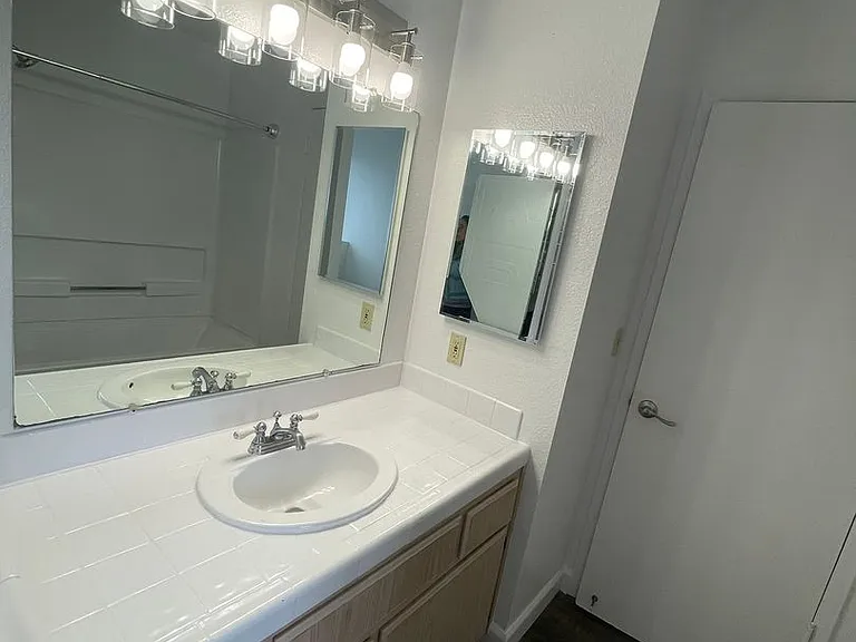 Sierra Ridge — Photo 111