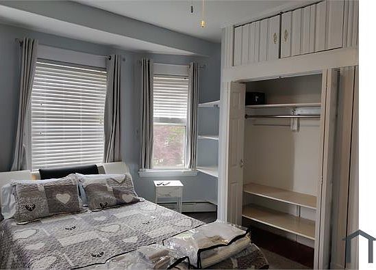 1st image of 51 Harvard St #1