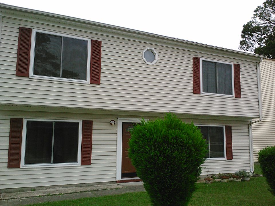 1st image of 709 Mainsail Dr