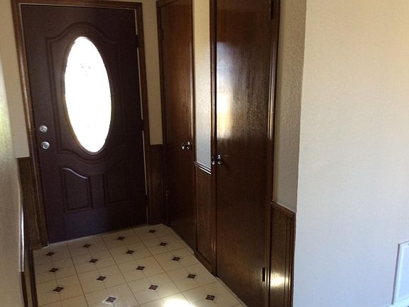 5th image of 979 Castlebury Mansion