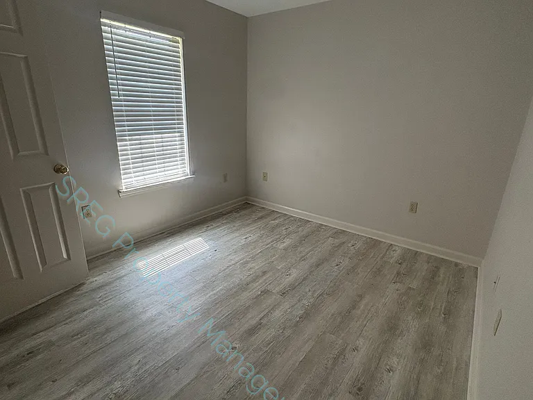 1250 Cumulus Dr — Photo 4