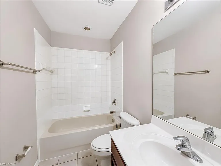 9706 Roundstone Cir — Photo 6
