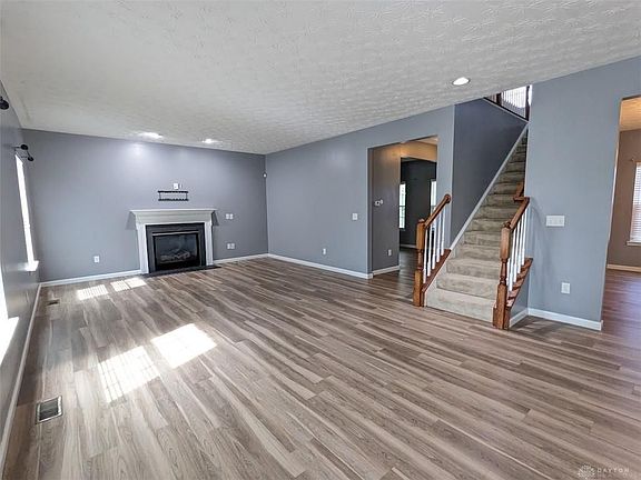 5th image of 9414 Aspen Brook Ct