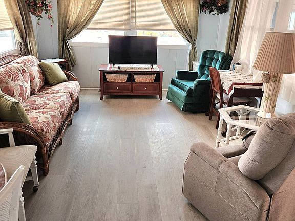 2nd image of 7349 Ulmerton Rd Lot 322