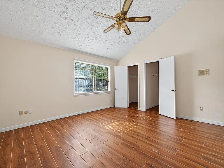 10913 Bexley Dr #913 — Photo 28