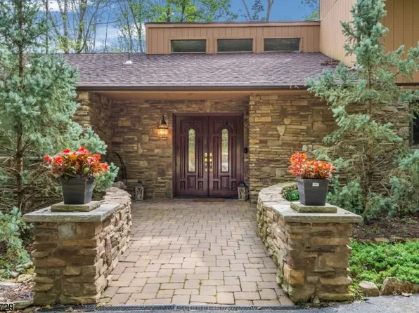 430 Millbrook Ave, Randolph Twp., NJ 07869