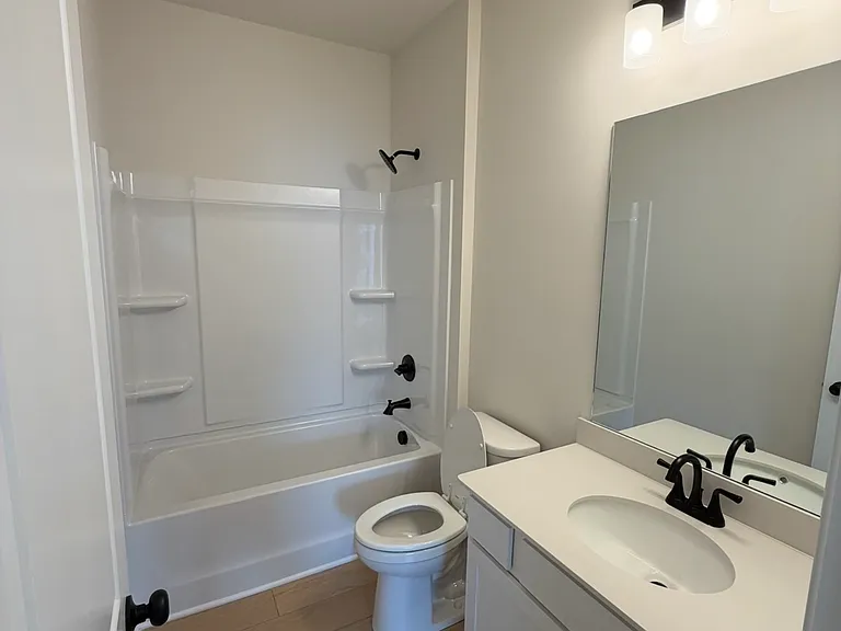33 Lone Cypress St — Photo 16