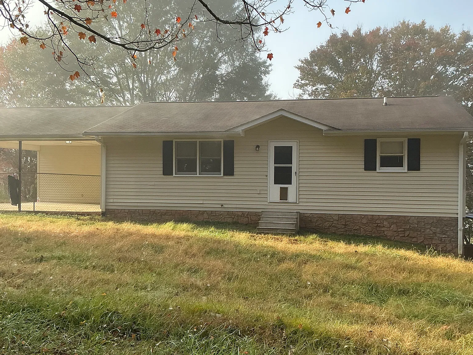 3 bed, 1500 sqft, $1,900 — Photo 1