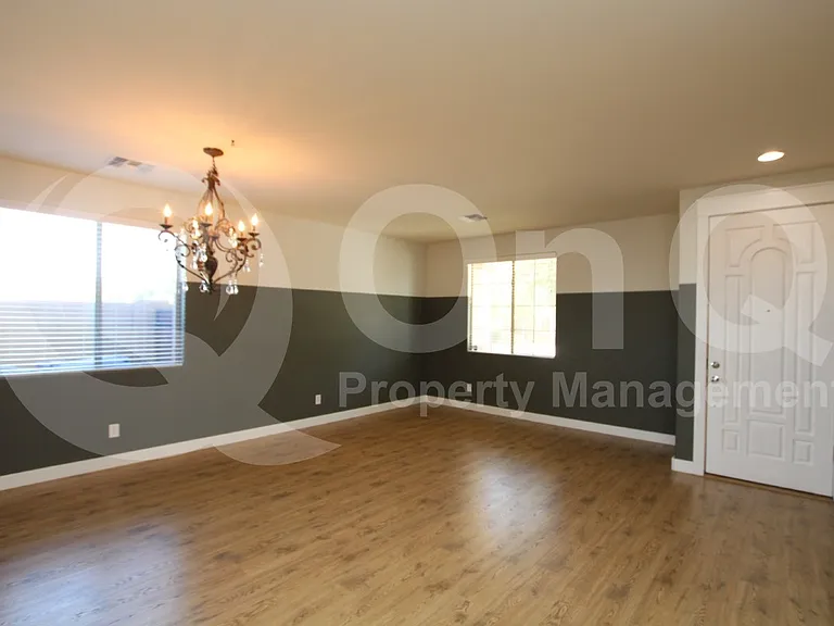 3464 E Carla Vista Dr — Photo 6