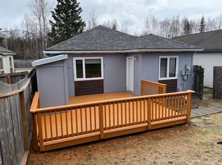 7521 Regal Mountain Dr, Anchorage, AK 99504