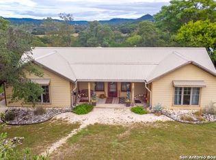 379 Dry Bed Rd, Pipe Creek, TX 78063