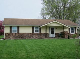611 W Fairway Dr, Plattsburg, MO 64477