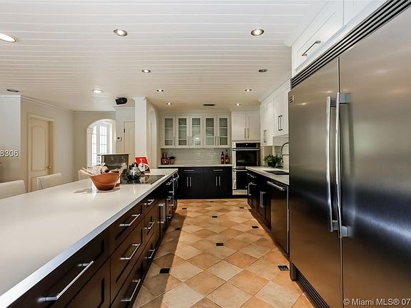 2nd image of 4403 Monserrate St #14403
