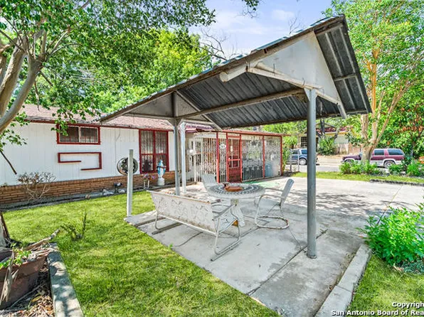 4582 Lark Ave, San Antonio, TX 78228