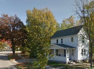 918 N Dodge St, Iowa City, IA 52245