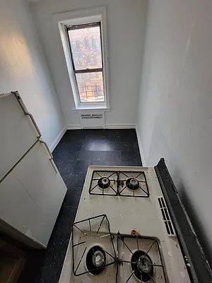 Rented by HFF Realty LLC | media 13