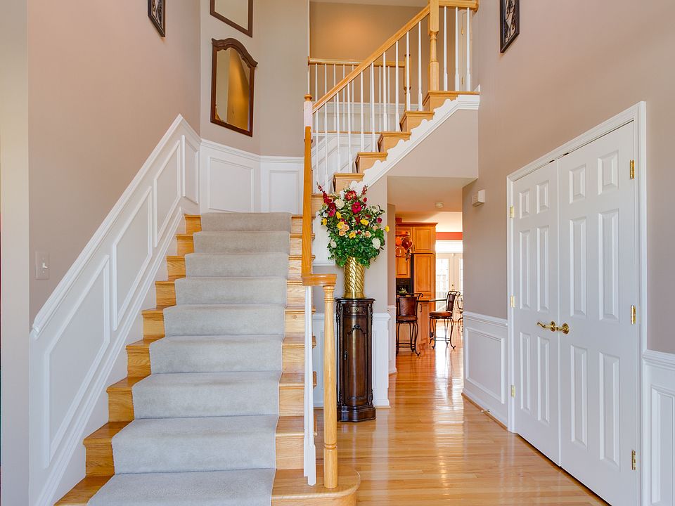 Entry Foyer