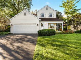 613 Cortland Dr, Lake Zurich, IL 60047