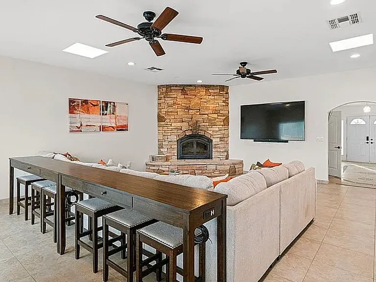 7641 Warren Vista Ave — Photo 4