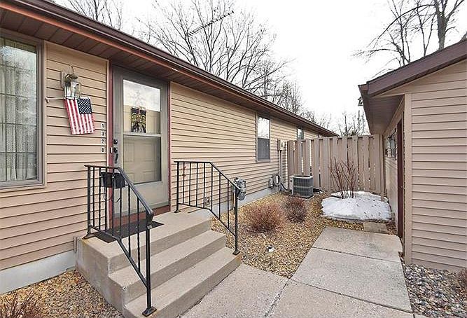 1st image of 1328 Greenwood Pl