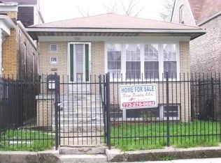 932 N Saint Louis Ave, Chicago, IL 60651
