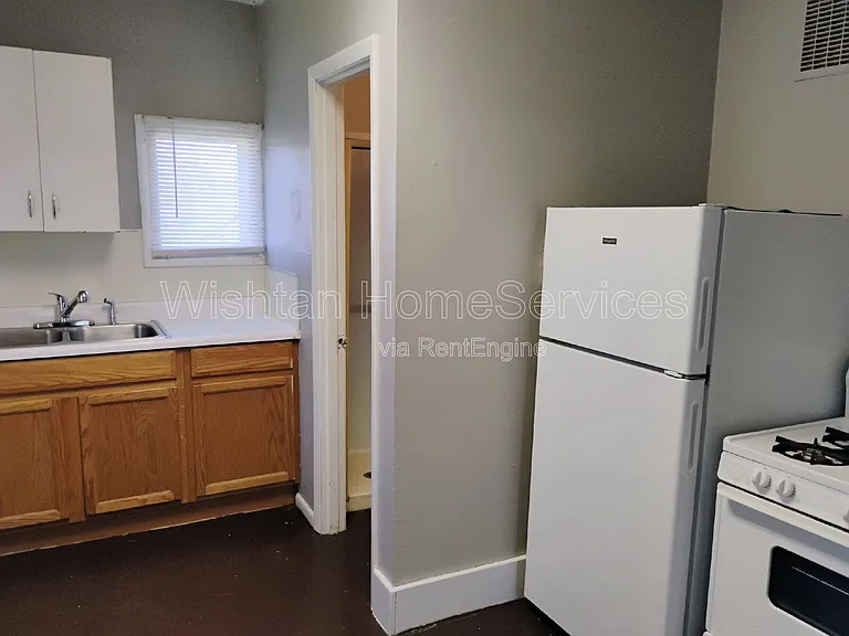615 N Avery St #1 — Photo 4