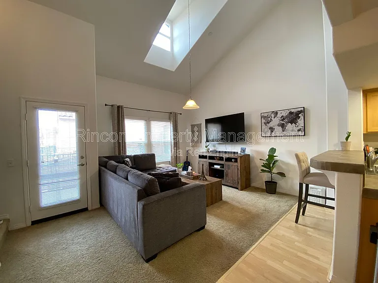 11216 Snapdragon St — Photo 4