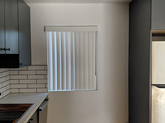 3rd image of 2714 Queen St APT 4