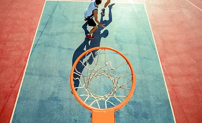 Rented by Arwell Realty | media 17