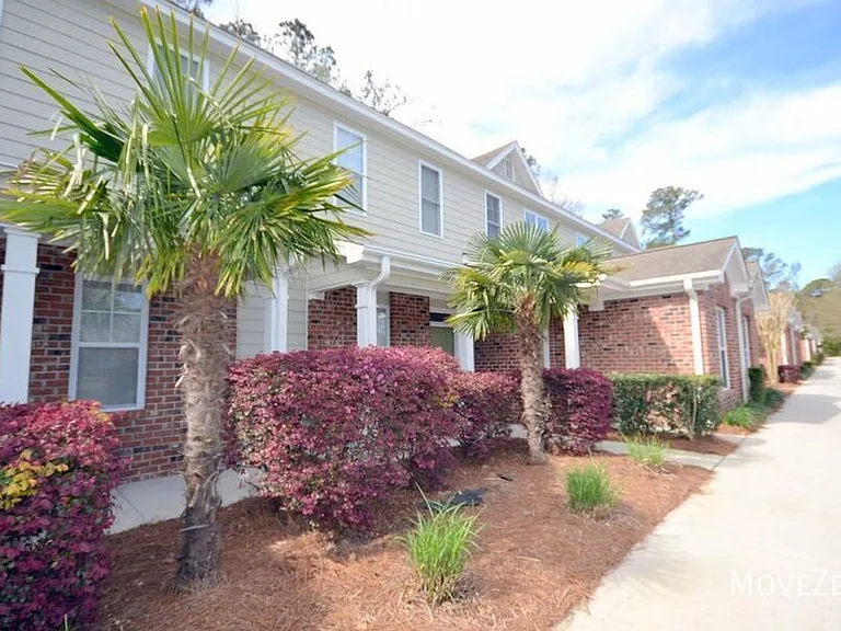 955 Downey Branch Ln — Photo 8