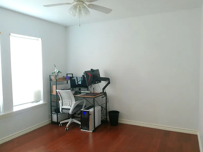 410 Indiana Ave — Photo 9